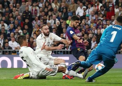 إصابة مؤلمة لمدافع ريال مدريد