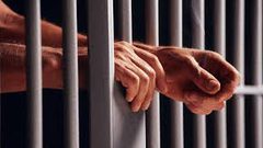 مكسيكي يقضي أكثر من 18 عاما في السجن بتهمة قتل رجل لم يمت!