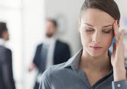 ما هي أسباب الصداع المزمن ؟