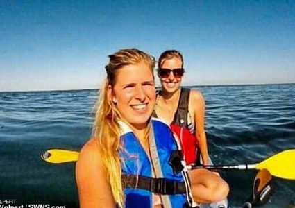 فقدت كاميراتها بالبحر.. ثم استعادتها بعد مرور 3 سنوات!