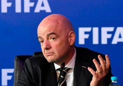 إنفانتينو: قطر وحدها غير قادرة على استضافة مونديال"2022"