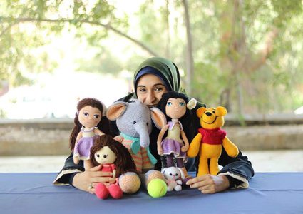 "علياء" صاحبة فن جديد في قطاع غزة.. فما هو؟