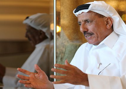 جدل بين ملياردير إماراتي وخلفان حول ديمقراطية إسرائيل