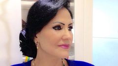 الشاعرة العراقية وفاء عبد الرزاق تحوز جائزة الأوسكار