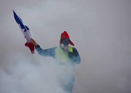 بريق "السترات الصفر" يخفت في شوارع فرنسا