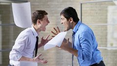 "أخذ الحق حرفة"..طرق بسيطة تستطيع من خلالها الدفاع عن نفسك