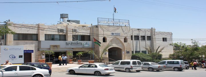 الحكم المحلي تستنكر الاعتداء على بلدية بدو