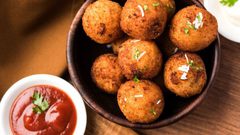 كرات الموزريلا المقلية