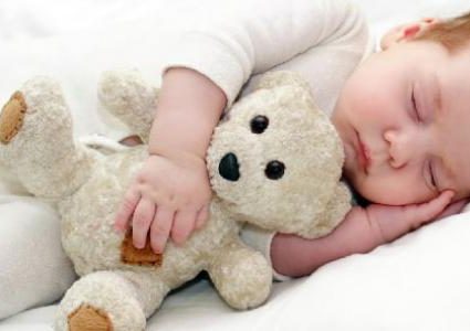 ظهور هذه الأعراض على طفلك تشير لإصابته بتوقف التنفس أثناء النوم