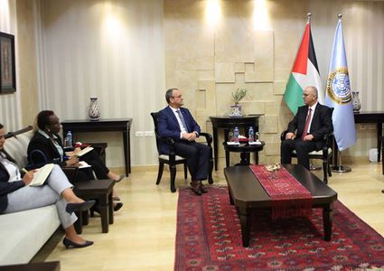 الشاعر يبحث مع المدير الاقليمي لليونيسيف المشاريع المشتركة