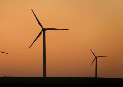 متى يتحول العالم إلى الطاقة المتجددة؟