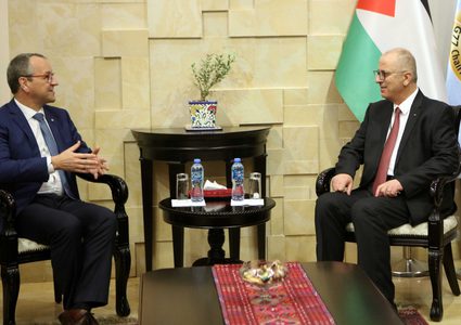 الحمد الله يستقبل المدير الاقليمي لليونيسيف لمنطقة الشرق الأوسط