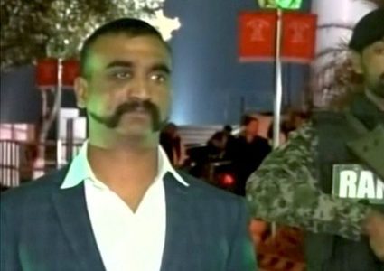 ما قصة "شنب الطيار" الذي أطلقت باكستان سراحه مؤخرا