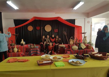 الحكواتية "مريم معمر" تحيي إرث حضاري يعايش الأجيال القادمة