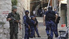 سلطات الاحتلال تصدر بلاغات قضائية لاخلاء عائلات من منازلها