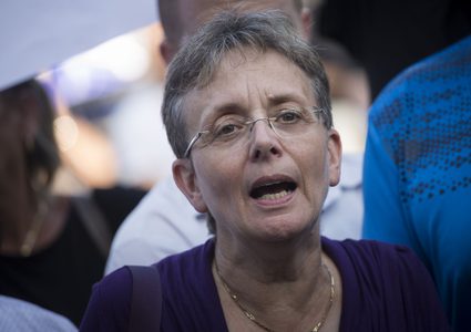 والدة الأسير لدى حماس"غولدن" توجة رسالة إلى نتنياهو