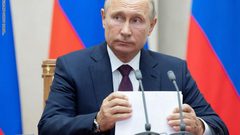 بوتين يعرض عقد اجتماع قمة بين أبو مازن ونتنياهو