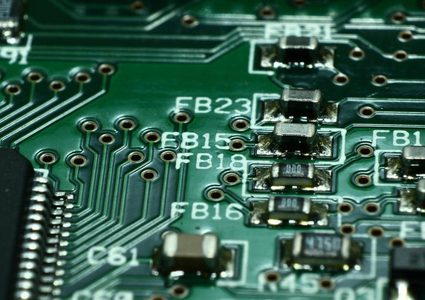 الخيال العلمي يتحول لحقيقة.. شريحة "دماغية" ذكية ستغير حياتك