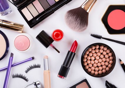 الكشف عن مادة مسرطنة في مستحضرات التجميل