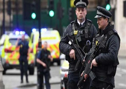 الشرطة البريطانية تعثر على طرود مشبوهة داخل جامعة ومصرف