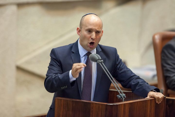 بينيت: "غانتس ينتمي لليسار.. ولن نشارك في حكومته"