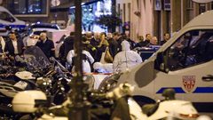 شال ينقذ بريطانية من 11 طعنة قاتلة!