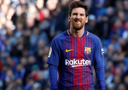 رغم الشروط المجحفة.. ميسي يغيب عن "معركة طنجة"