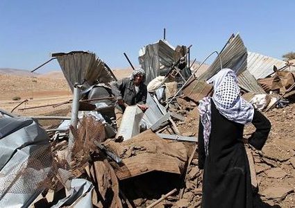 الجرافات الإسرائيلية تهدم مساكن قرية العراقيب في النقب للمرة 141