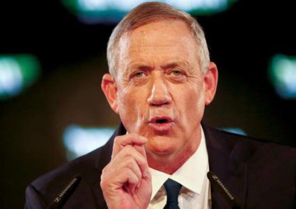 "غانتس" يقاضي صحيفة "يسرائيل هيوم"