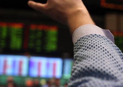 أسعار النفط تهبط وسط قتامة الآفاق الاقتصادية