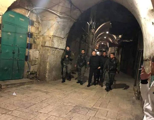 قوات الاحتلال تعتقل سبعة مقدسيين