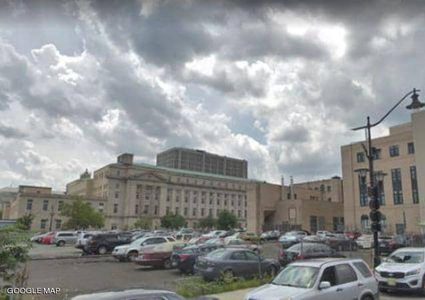 قبل عامين باعته بدولار.. واليوم تستأجره بـ 27 مليونا!