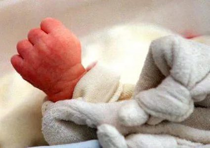 استقالة وزير صحة تونس عقب وفاة 11 رضيعا