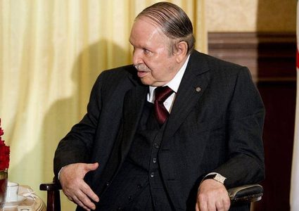 طائرة بوتفليقة تغادر الجزائر مجددا والوجهة غير معروفة