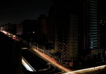 فنزويلا تغرق في الظلام لليوم الرابع.. وغواديو يتحرك