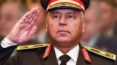 السيسي يعين مسؤولا بارزا بالجيش وزيرًا للنقل
