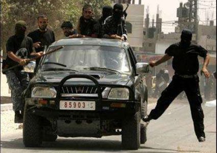 أمن حماس يعتقل الصحفي حماد ومجموعة نشطاء على خلفية حراك ضد الغلاء