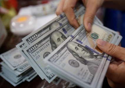 صرف مساعدة 100 دولار من المنحة القطرية للأسر الفقيرة بغزة الاثنين