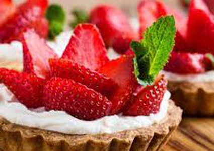 تارت الفراولة بالجبن الكريمي