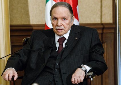 بوتفليقة يغادر جنيف متوجهاً إلى الجزائر