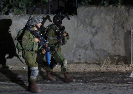 الاحتلال يعتقل شابا من بلدة السيلة الحارثية غرب جنين