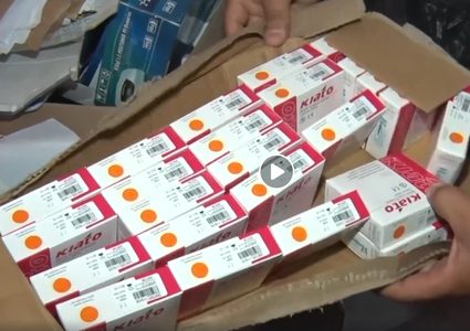 وفاة 11 رضيعا في تونس تدفع وزير الصحة للاستقالة