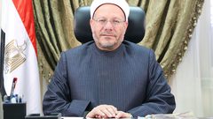 مفتي مصر يندد بإغلاق الاحتلال بوابات الأقصى والاعتداء على المصلين