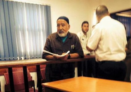 الأسير فؤاد الشوبكي يبلغ عامه الثمانين في سجون الاحتلال