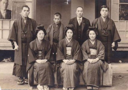 أكبر امرأة في العالم تدرس الحساب يوميا