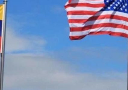 فنزويلا تمهل الدبلوماسيين الأمريكيين 72 ساعة لمغادرتها