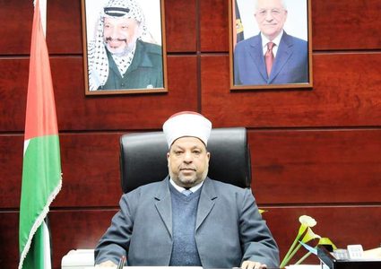 ادعيس يضع القنصل الفرنسي بصورة التطورات الأخيرة في المسجد الاقصى