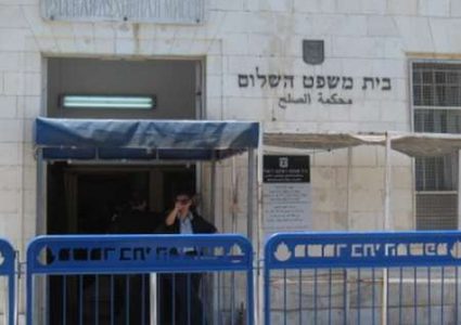 محكمة سالم تمدد توقيف ثلاثة طلاب جامعيين من جنين