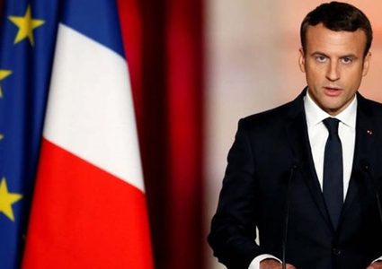 فرنسا ترحب بسحب بوتفليقه ترشحه لولاية رئاسية خامسة