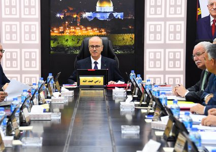 الحمد الله:الحكومة حققت الاستدامة المالية وانجزت 90% من اعمار غزة